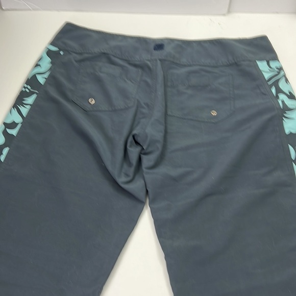 MEC Carve Designs Long Board Shorts - Picture 9 of 10